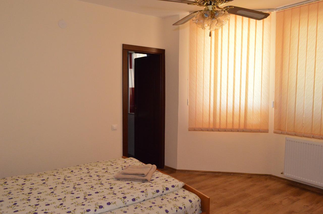 Casa Flora Hotel Sinmartin  Ngoại thất bức ảnh