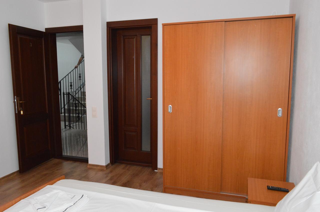 Casa Flora Hotel Sinmartin  Ngoại thất bức ảnh