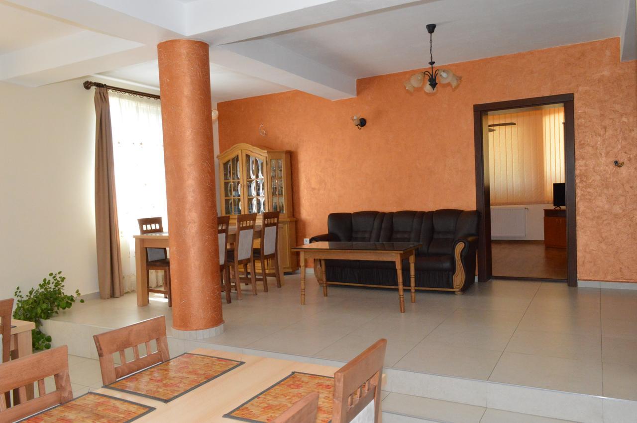 Casa Flora Hotel Sinmartin  Ngoại thất bức ảnh